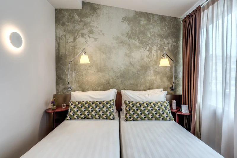 Twin beds with reading lamps and bright window in Deluxe room near Palazzo Barberini Rome - Barberini 16, BZAR hotels in Rome